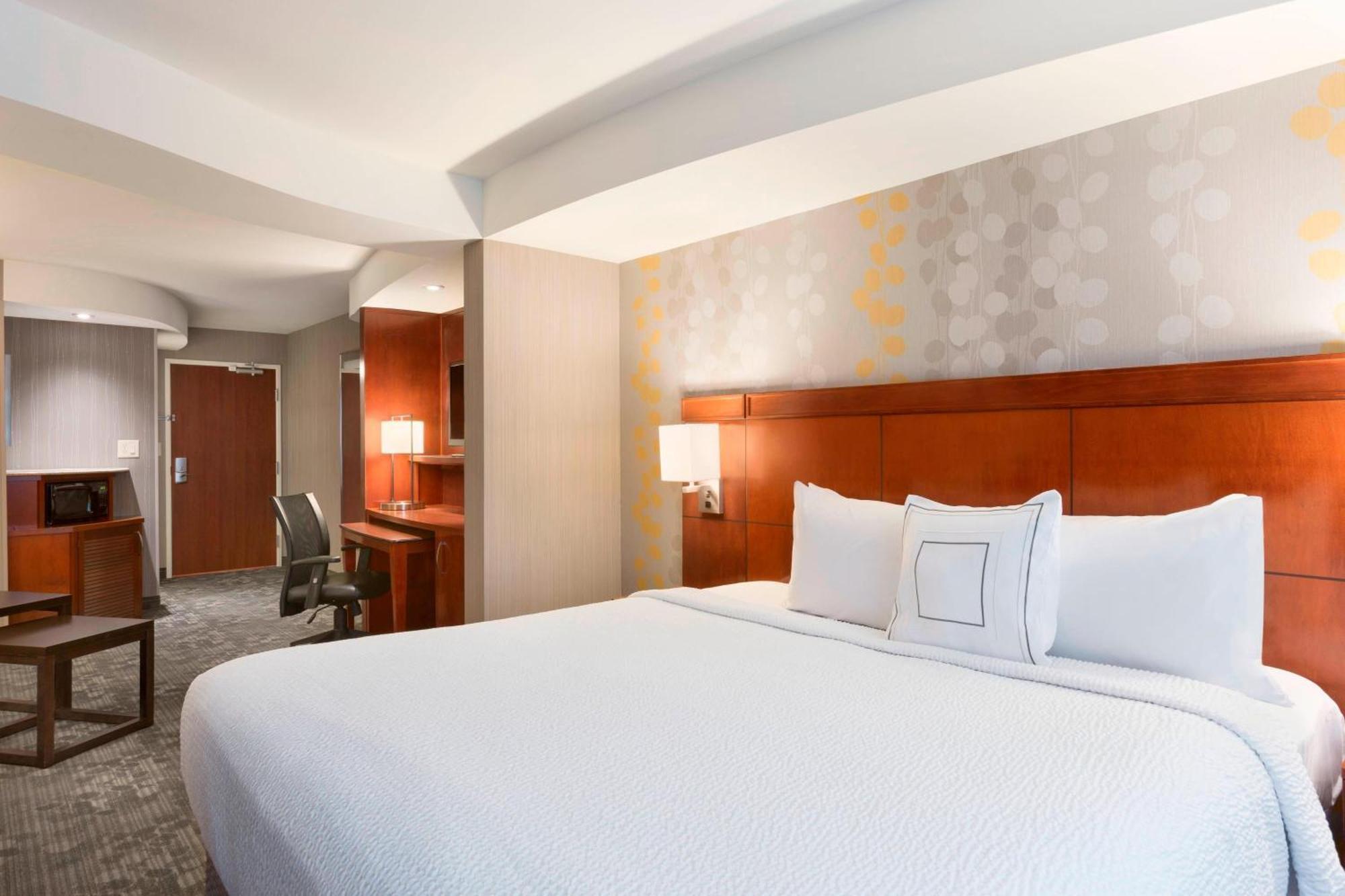Courtyard By Marriott Kalamazoo Portage Екстериор снимка