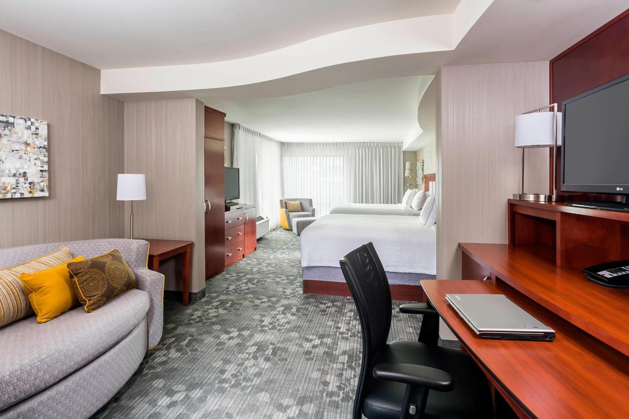 Courtyard By Marriott Kalamazoo Portage Екстериор снимка