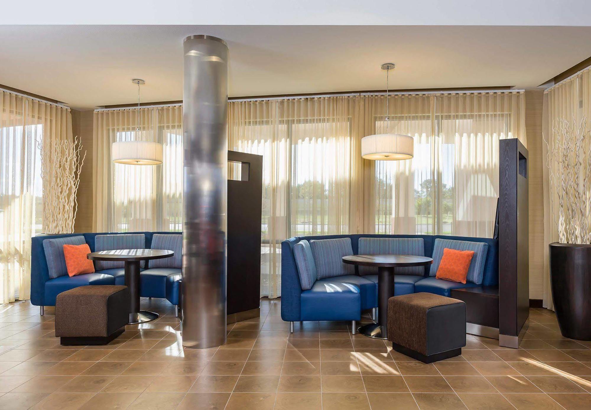 Courtyard By Marriott Kalamazoo Portage Екстериор снимка